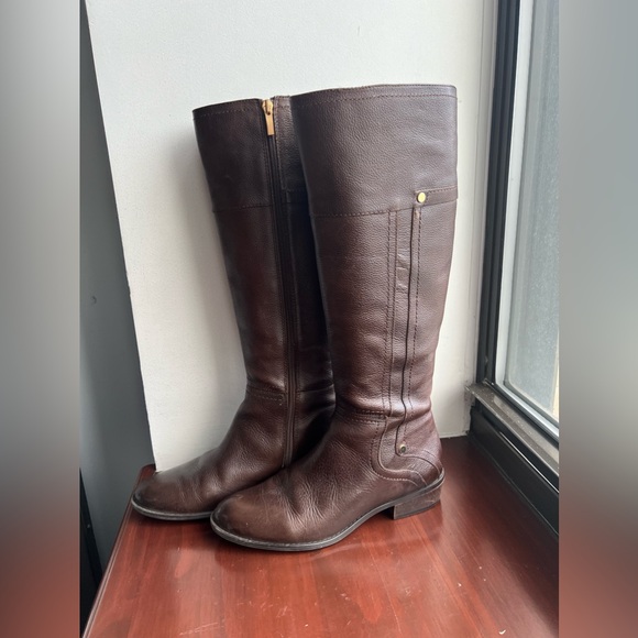 Tall Brown Leather Low Heel Boots - size 8.5 - Picture 2 of 10